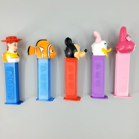 PEZ Lot of Dispenser Star Wars / My Melody / Nemo/ Christmas The Grinch / Jessie - Picture 8 of 9